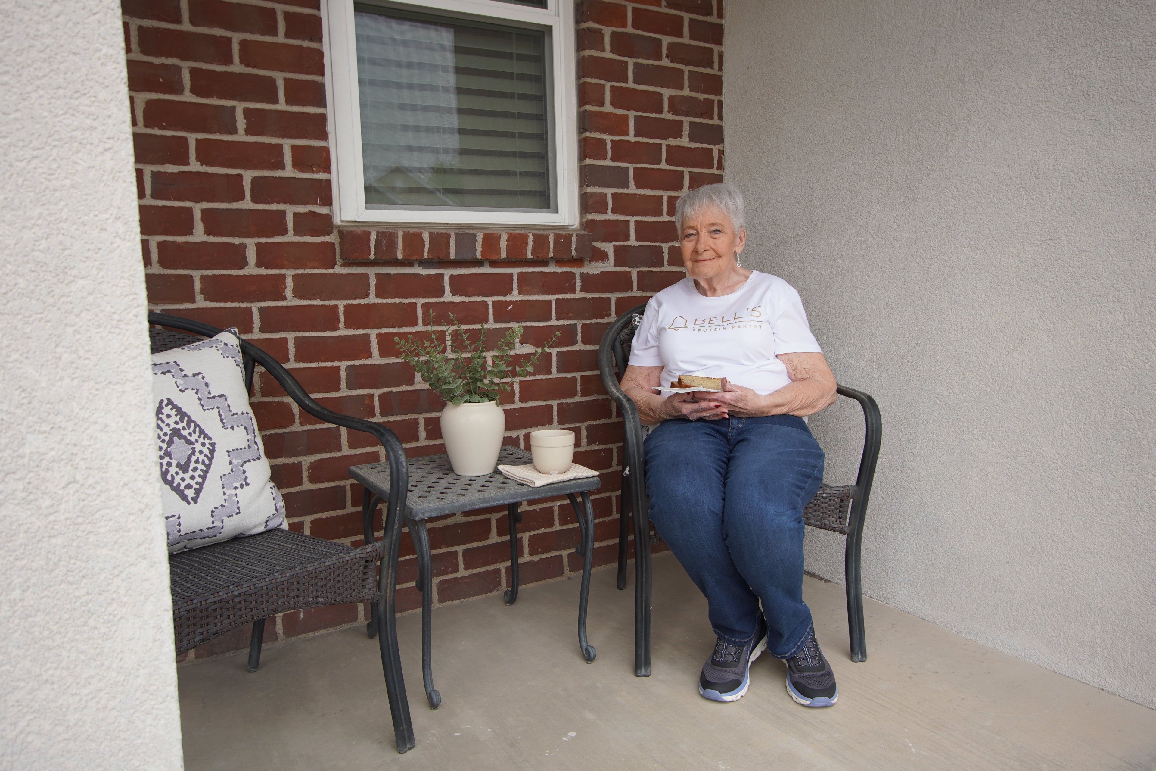 Protein Snacks for Seniors: Easy, Low-Sugar Options